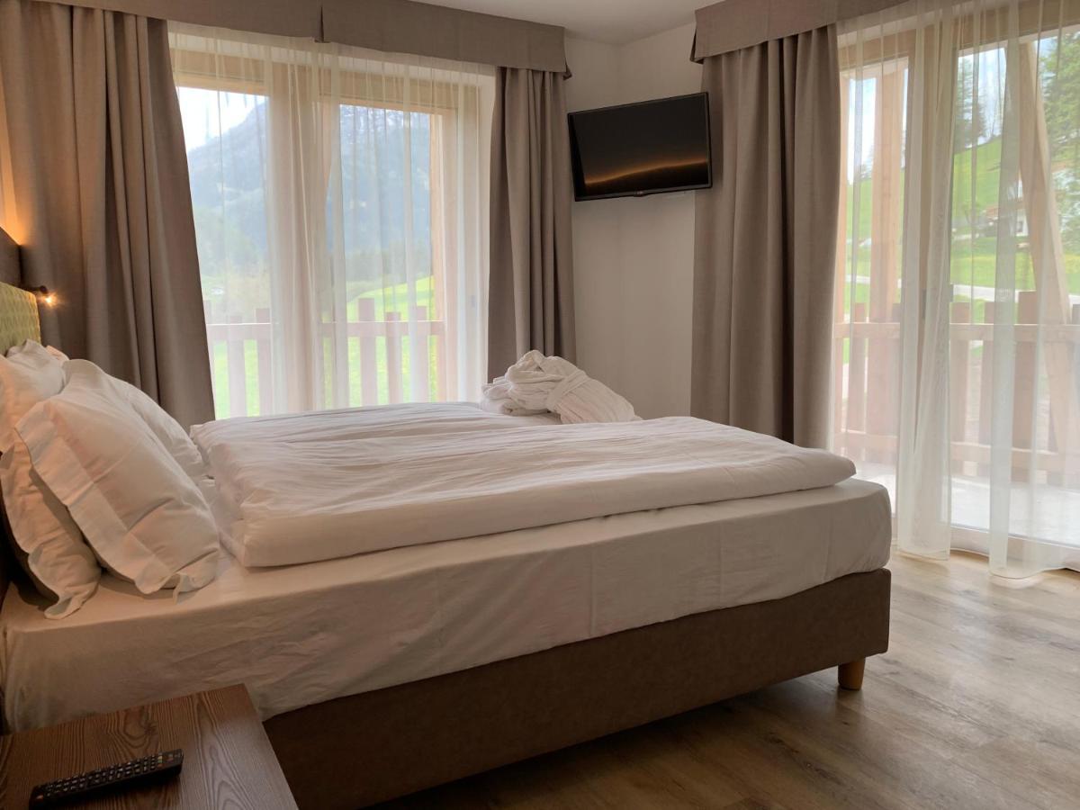 Hotel Miravalle Сорага Экстерьер фото