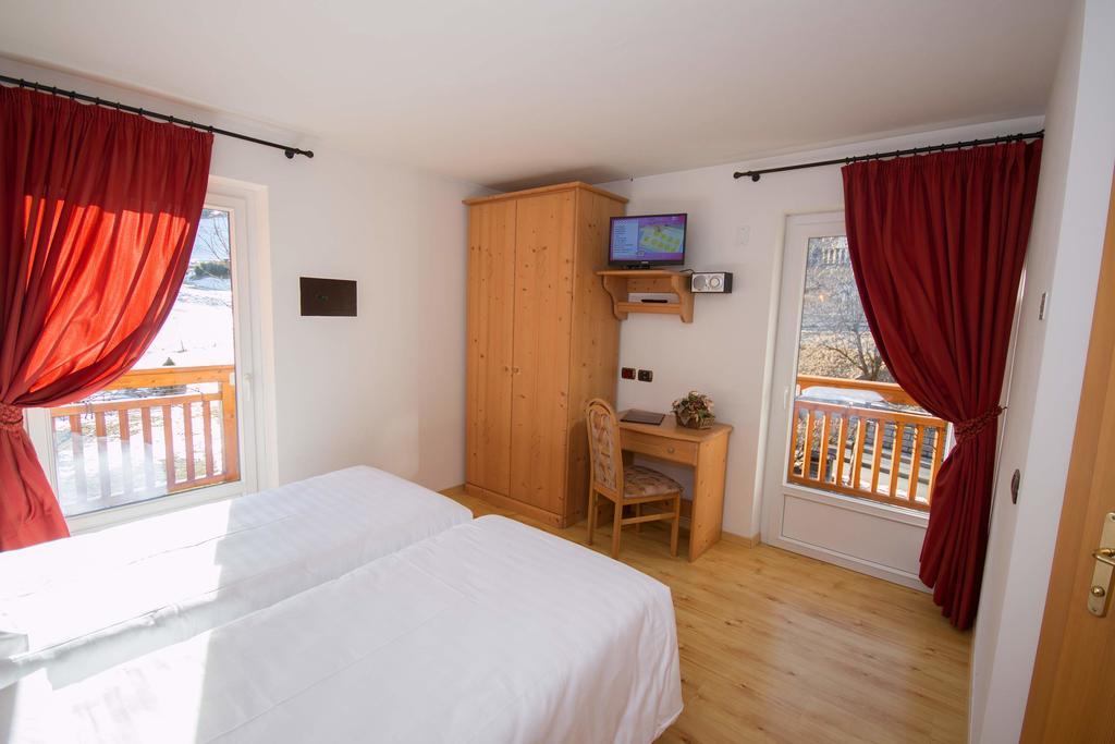 Hotel Miravalle Сорага Экстерьер фото